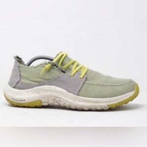 *NEW* Woman's Holo Athena Lace-Up Sneakers Sz 6